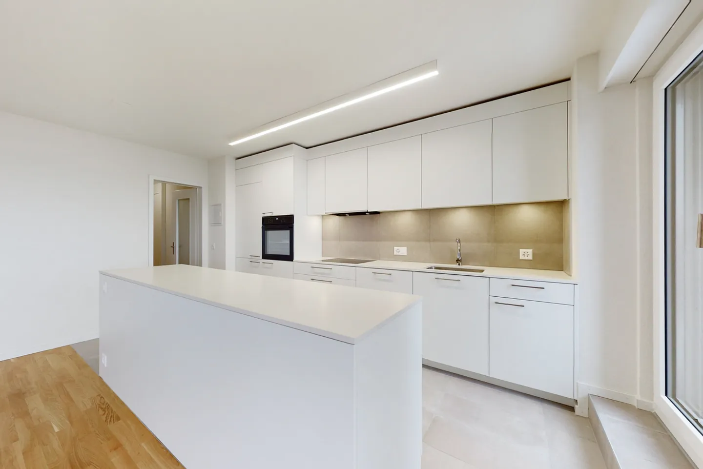 Splendide Attique avec Vue sur le Lac - Photo 4 sur 10