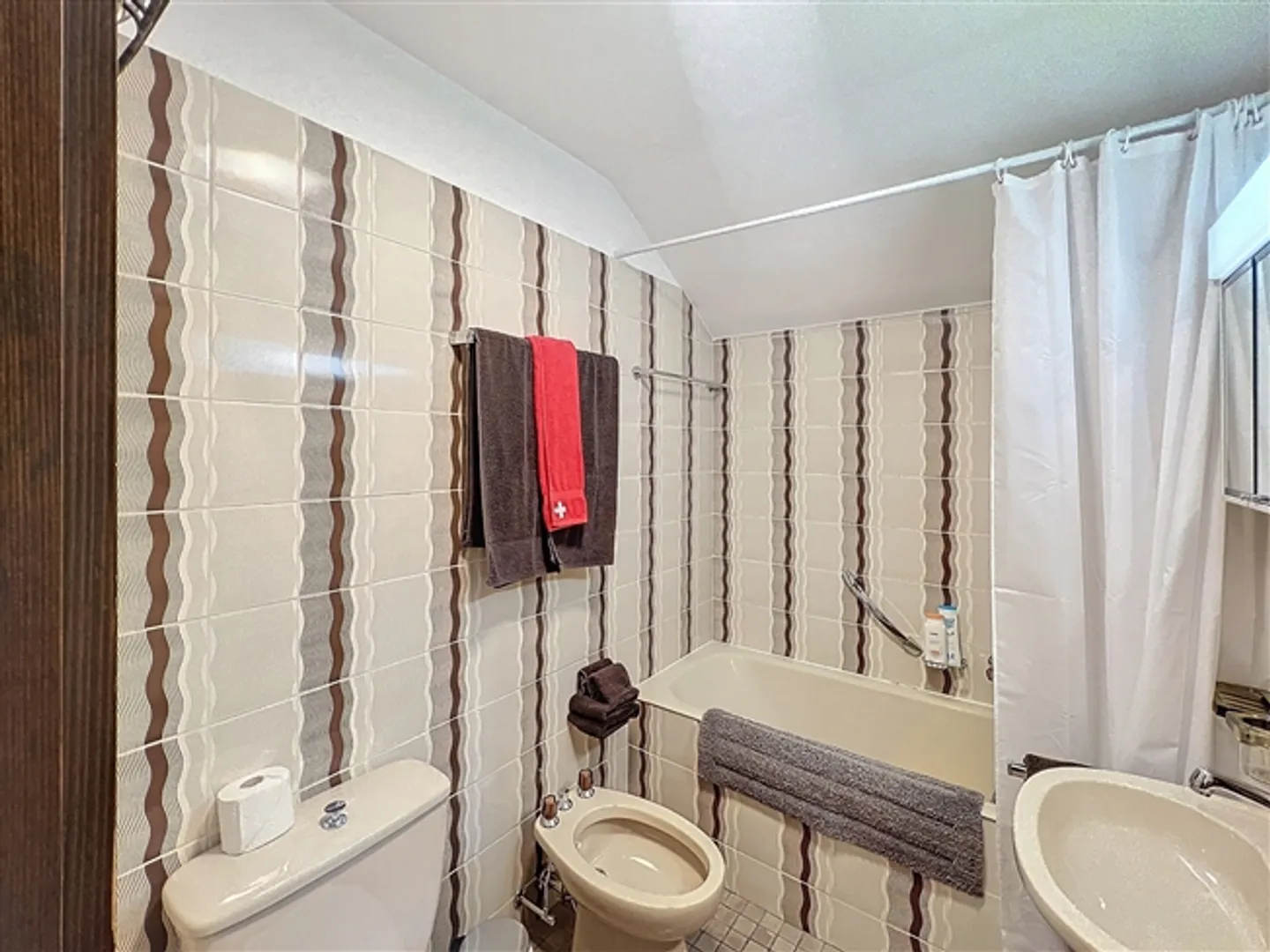 Studio Niveau de Jardin - Photo 8 sur 12