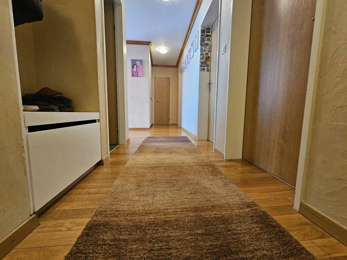 Appartamento 4.5 stanze con vista lontana - Foto 4 di 8