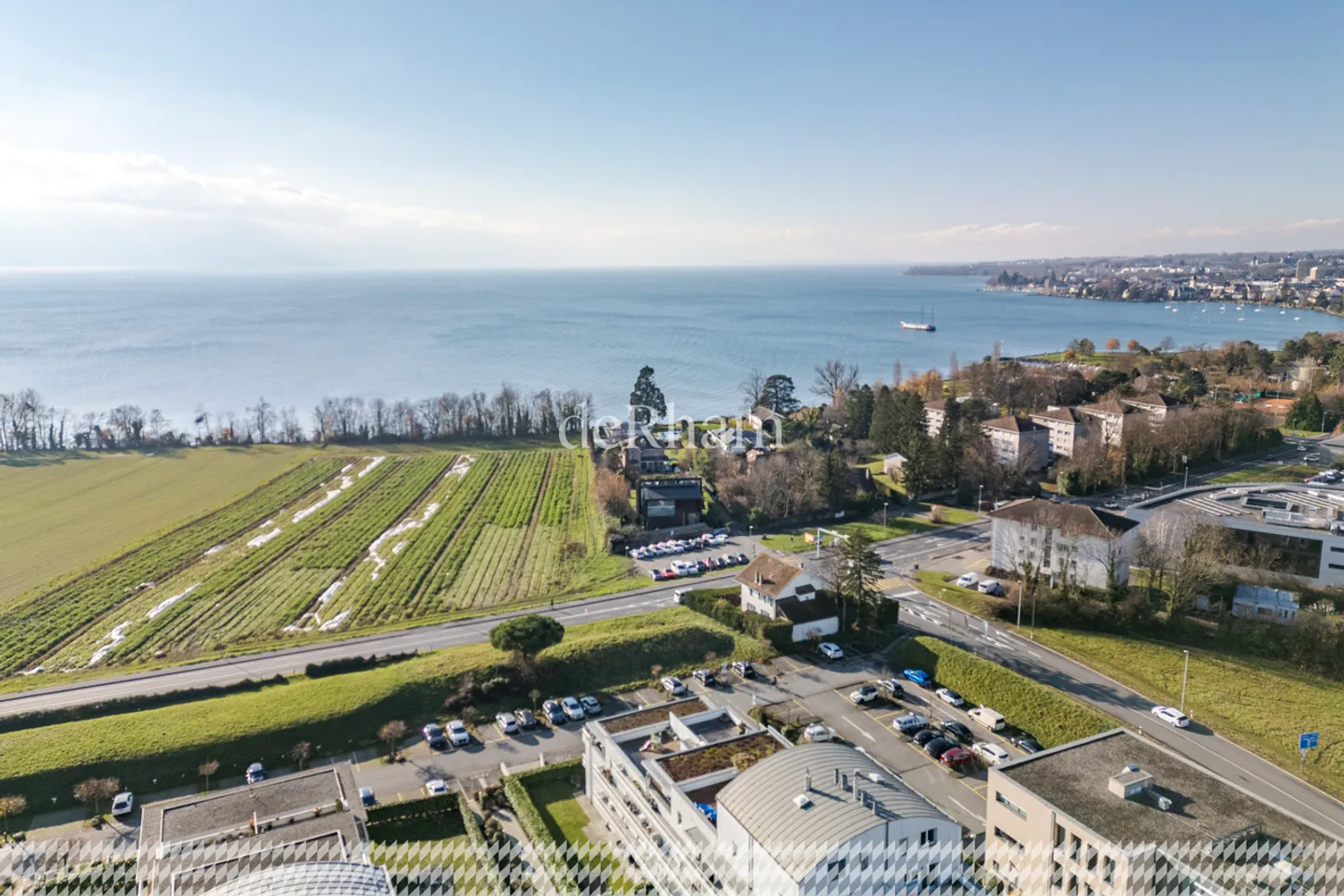 Magnificent penthouse of 4.5 rooms close to the lake - Photo 1 of 7