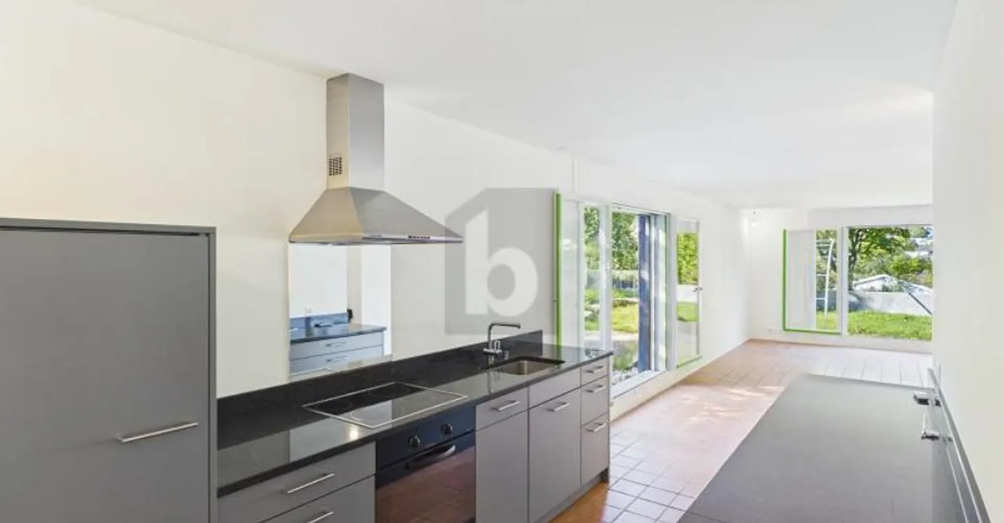 Charmant Appartement avec Jardin - Photo 2 sur 4