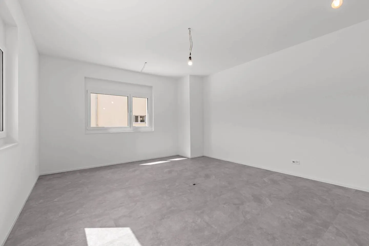 Espace de bureau moderne à louer - Photo 7 sur 12