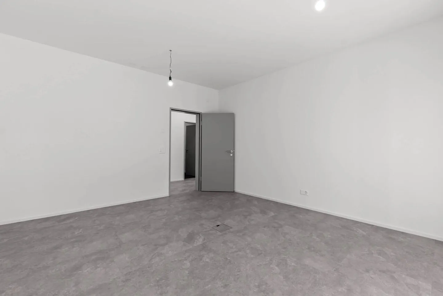 Espace de bureau moderne à louer - Photo 11 sur 12