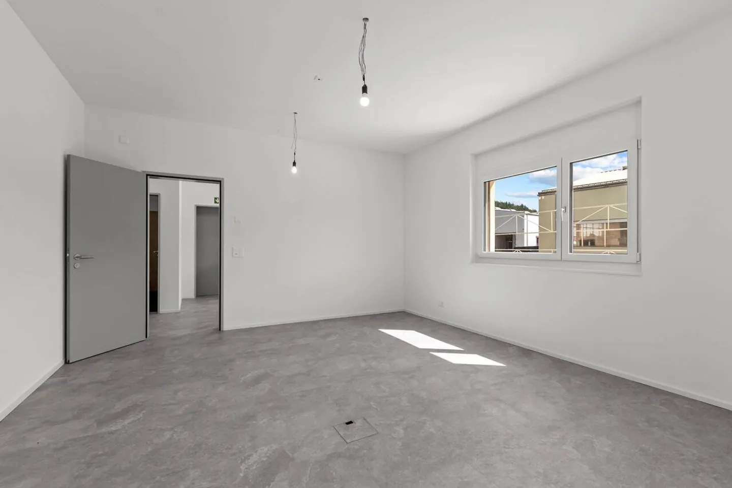 Espace de bureau moderne à louer - Photo 8 sur 12
