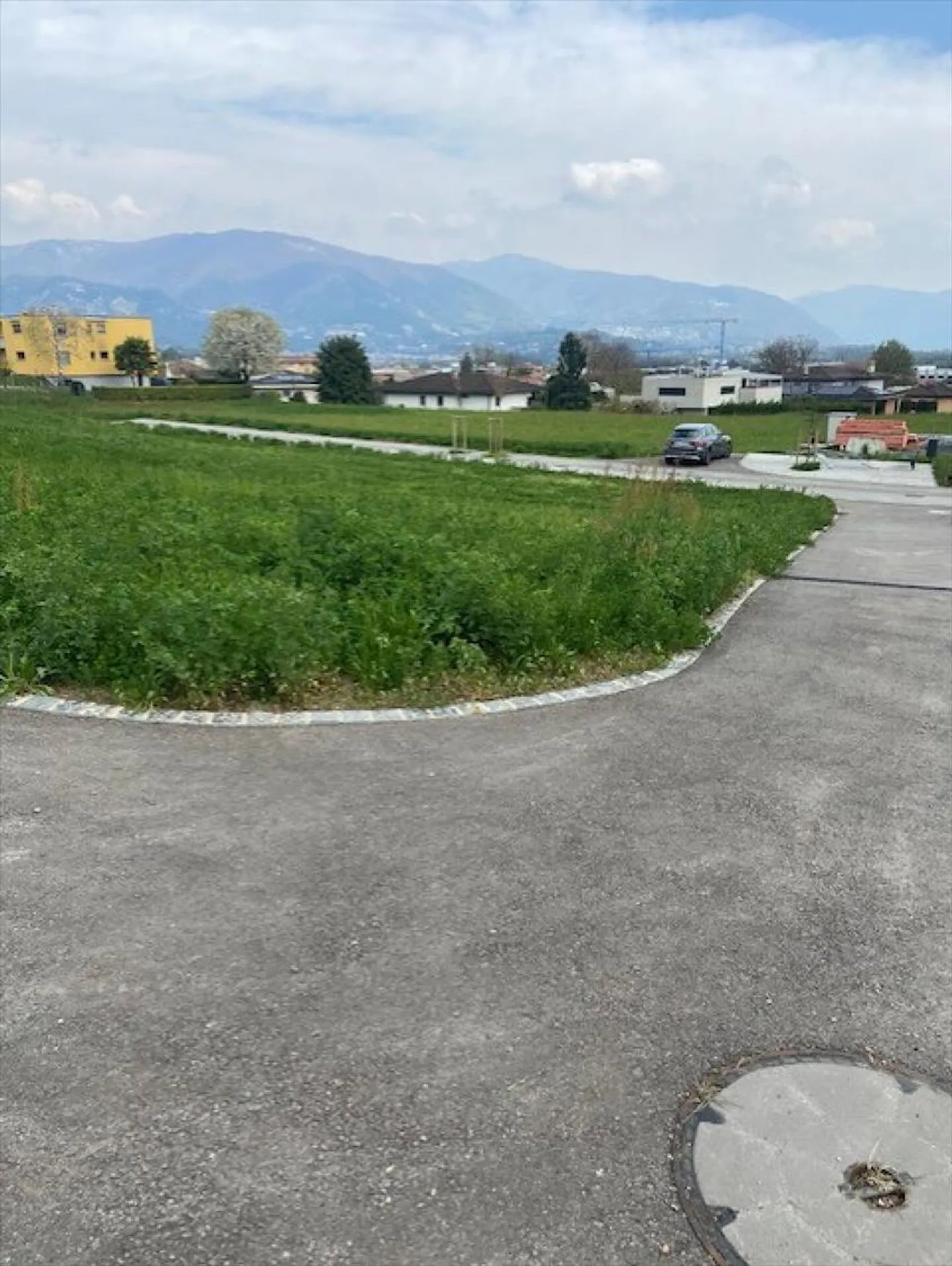 STABIO - Terreno edificabile con licenza approvata per 2 ville - Foto 4 di 4