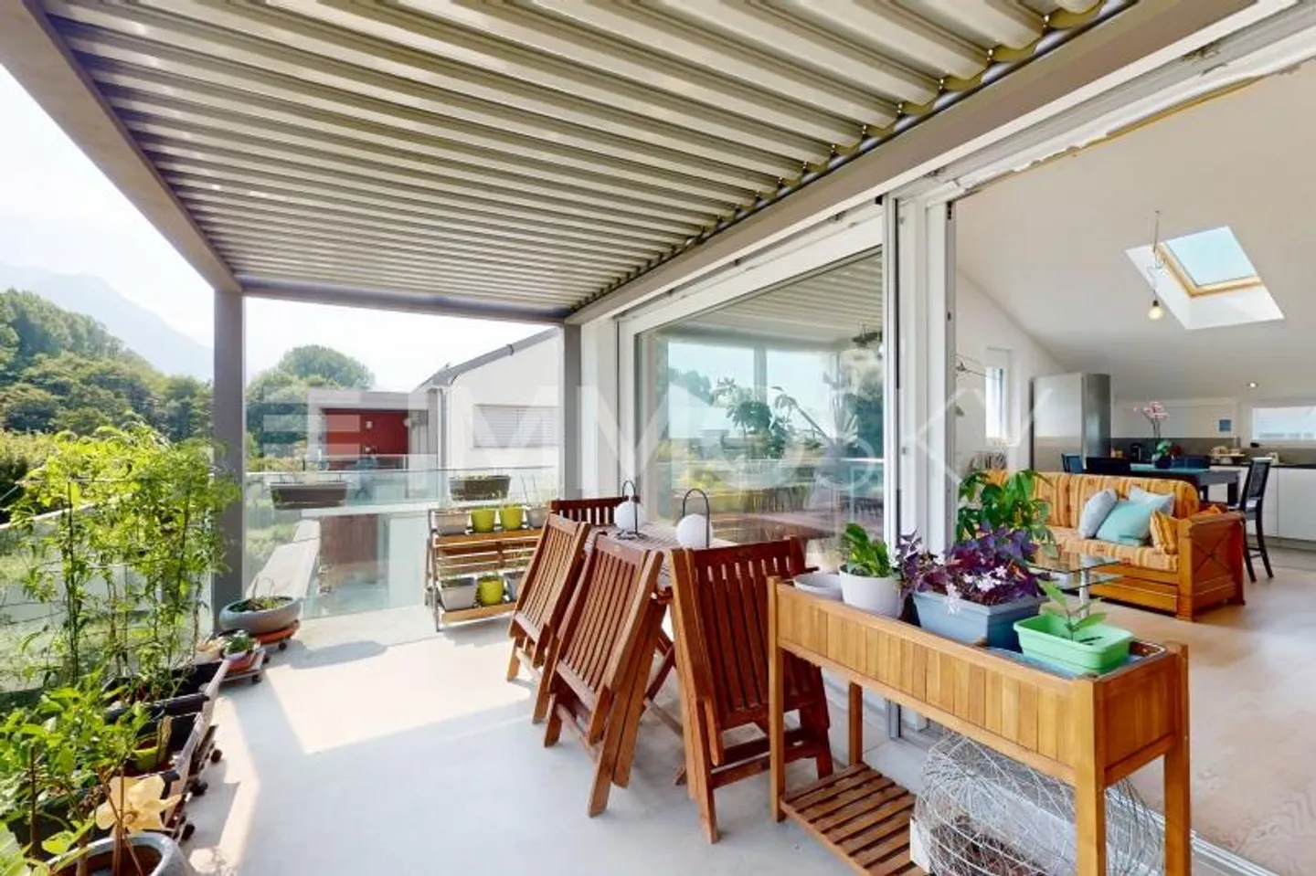 VISITE VIRTUELLE : Un écrin de verdure où il fait bon vivre - Photo 2 sur 12