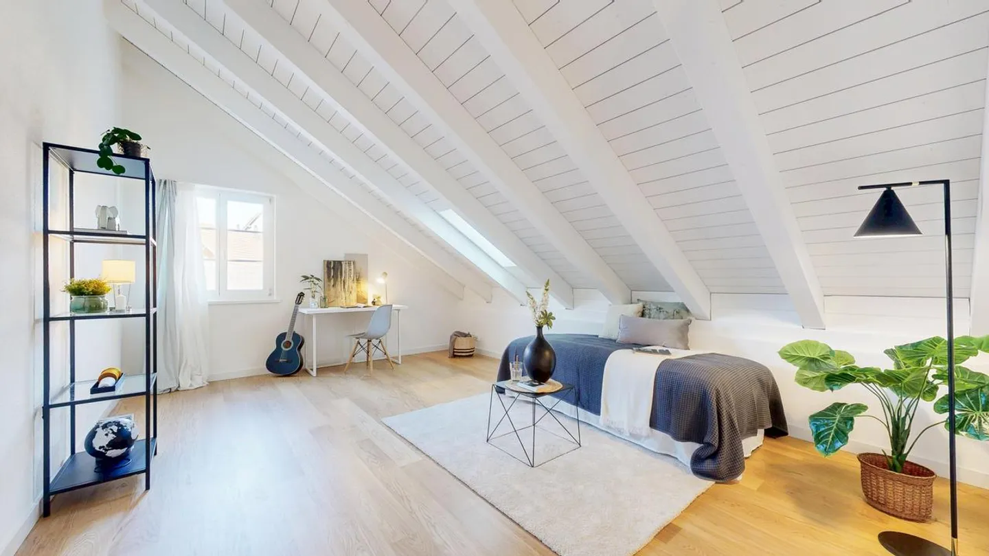 Charming Duplex Apartment - Photo 9 of 11