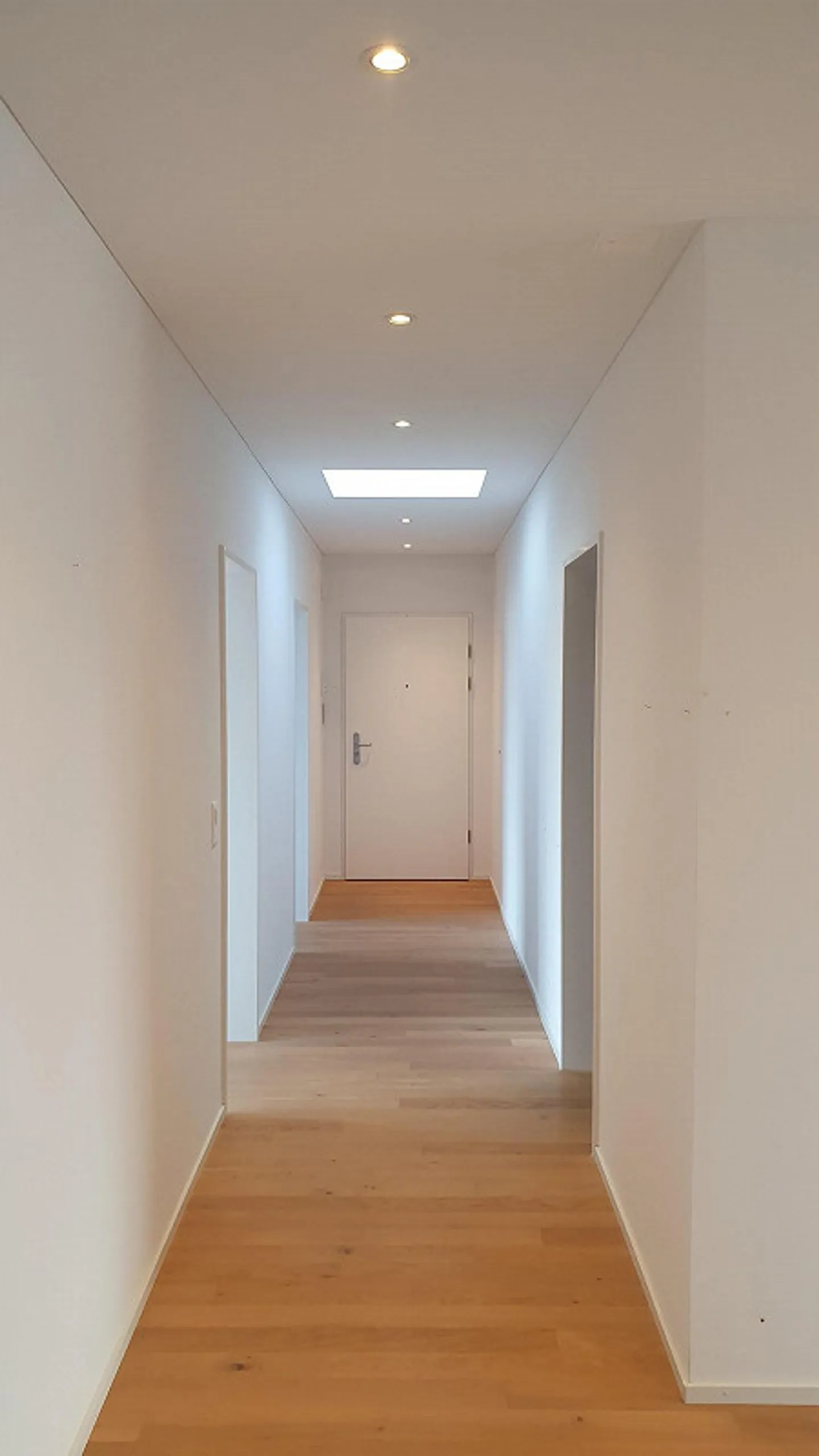 Moderne 4.5-Zimmer-Eigentumswohnung in Schul- und Seenähe - Foto 4 von 11