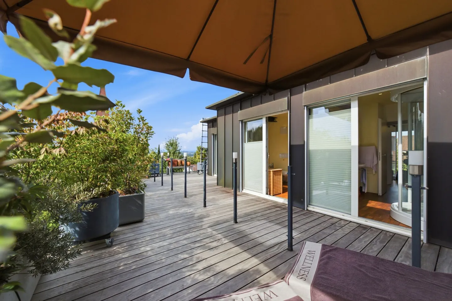 PENTHOUSE "LA VUE" | 120 M² TERRACE ABOVE THE ROOFS OF BERN - Photo 11 of 13