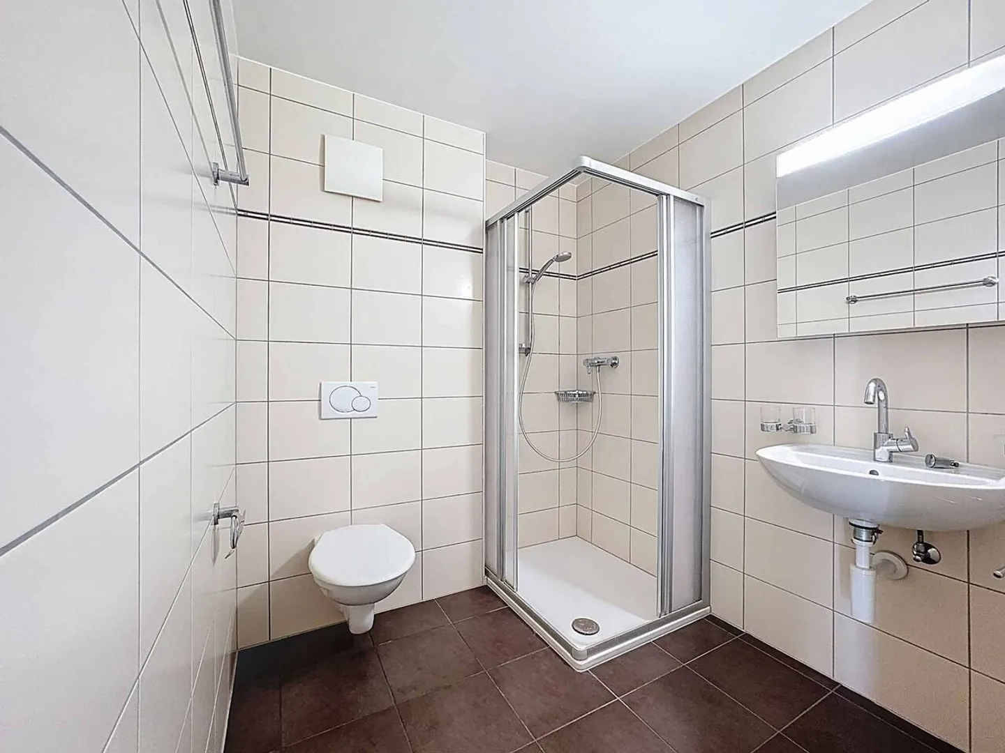 Appartement spacieux de 4,5 pièces avec terrasse - Photo 9 sur 9