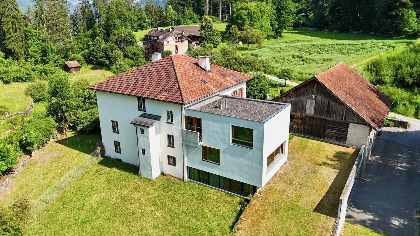 Country Estate with Large Agricultural Land for Sale in Switzerland - Photo 5 of 23
