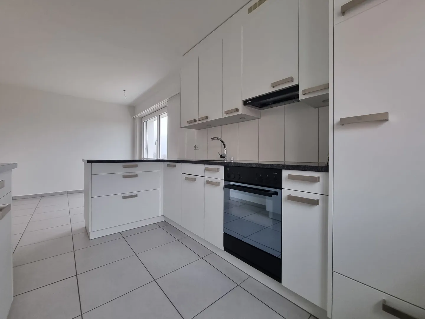 Bright 4.5-room apartment in a quiet location - Photo 1 of 5