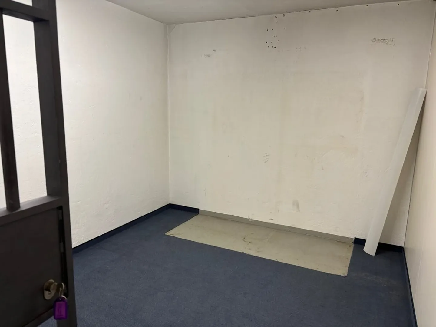 Espace de stockage en deux parties au centre de Herisau - Photo 3 sur 5