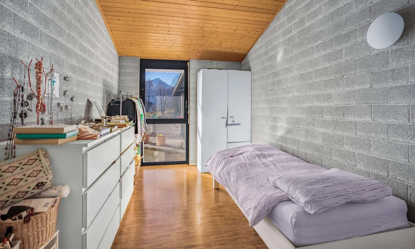 Grande villa bifamiliale en emplacement panoramique à Rovio - Photo 6 sur 9