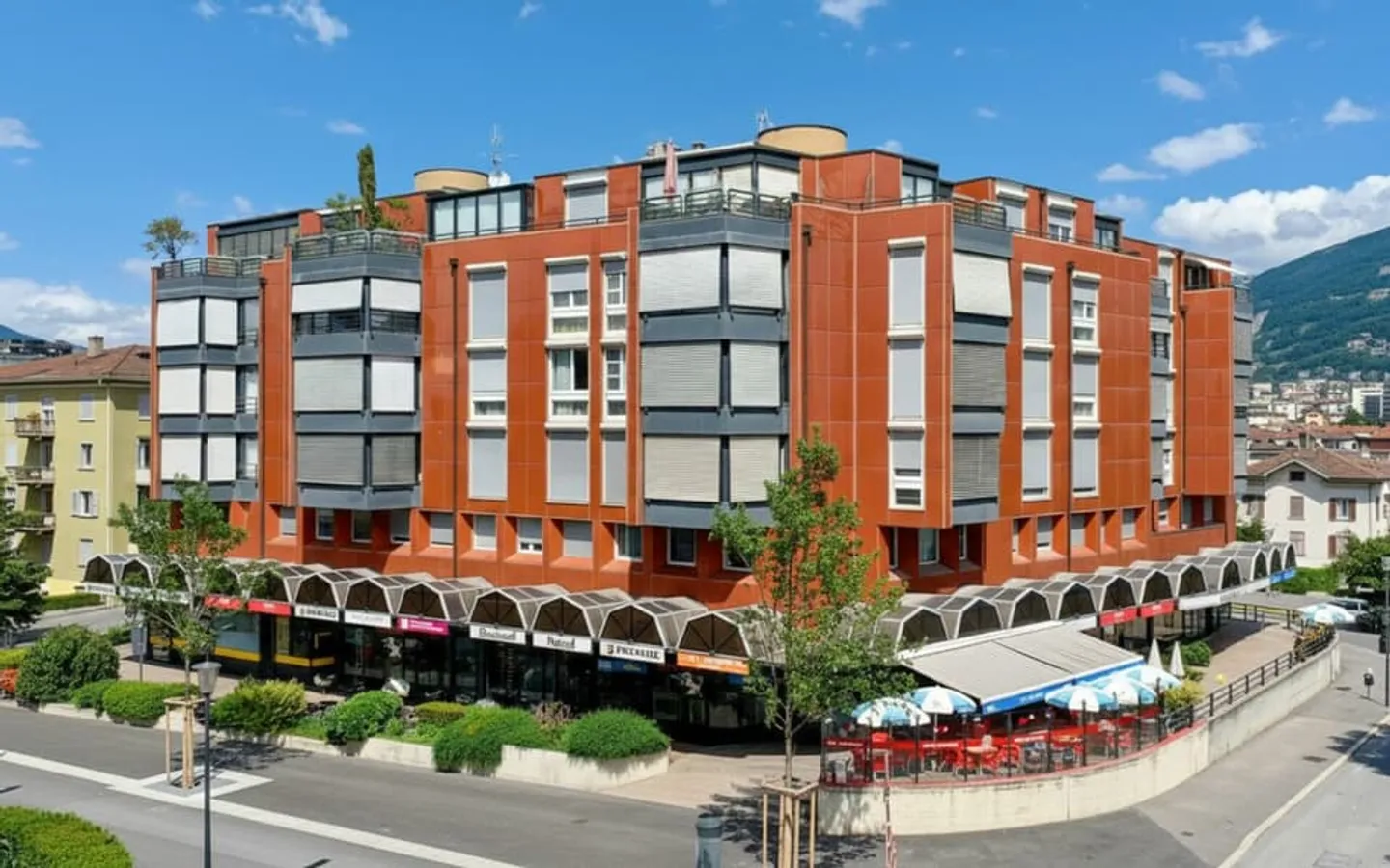 Commercial space with terrace. - Photo 10 of 10