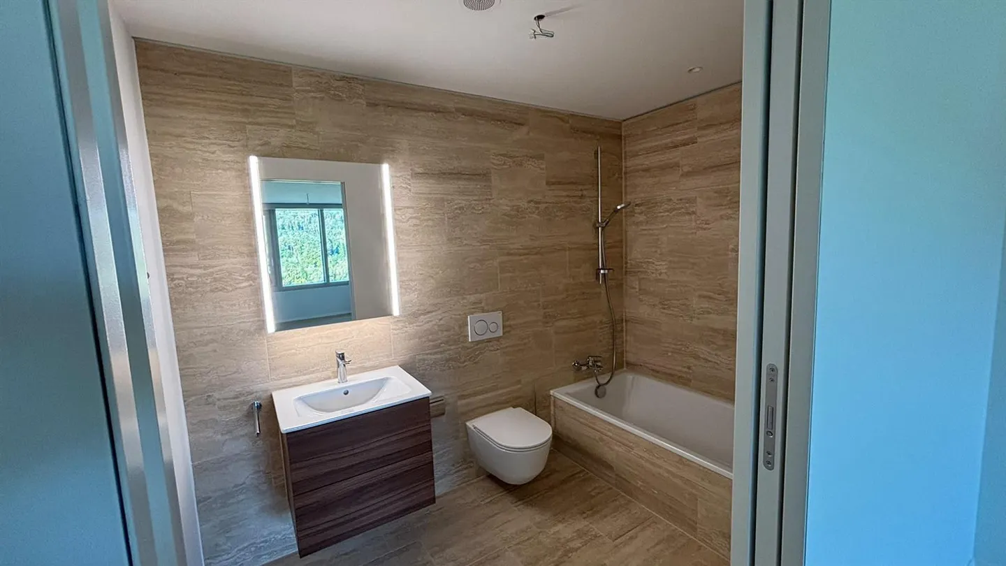 Exklusives Apartment im Pilatus-Tower - Foto 7 von 7