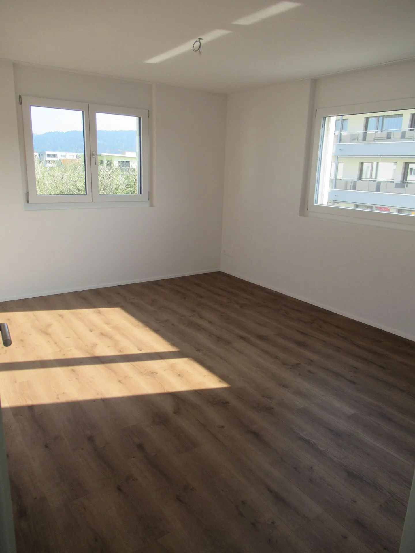 Spacious 3.5 Room Apartment - Photo 12 of 15