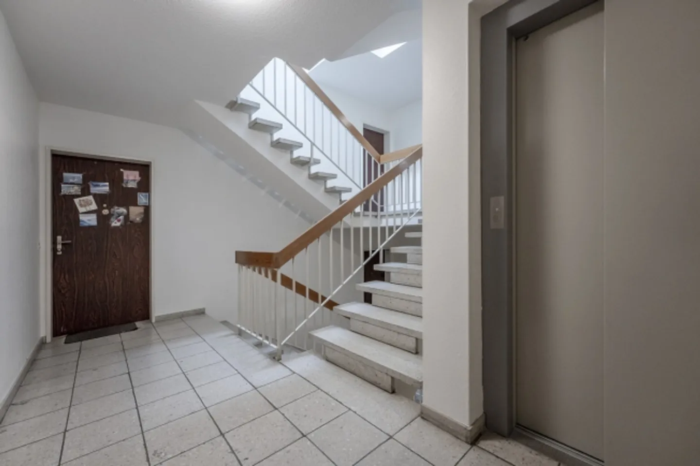 Central living in popular Oerlikon - Photo 4 of 6