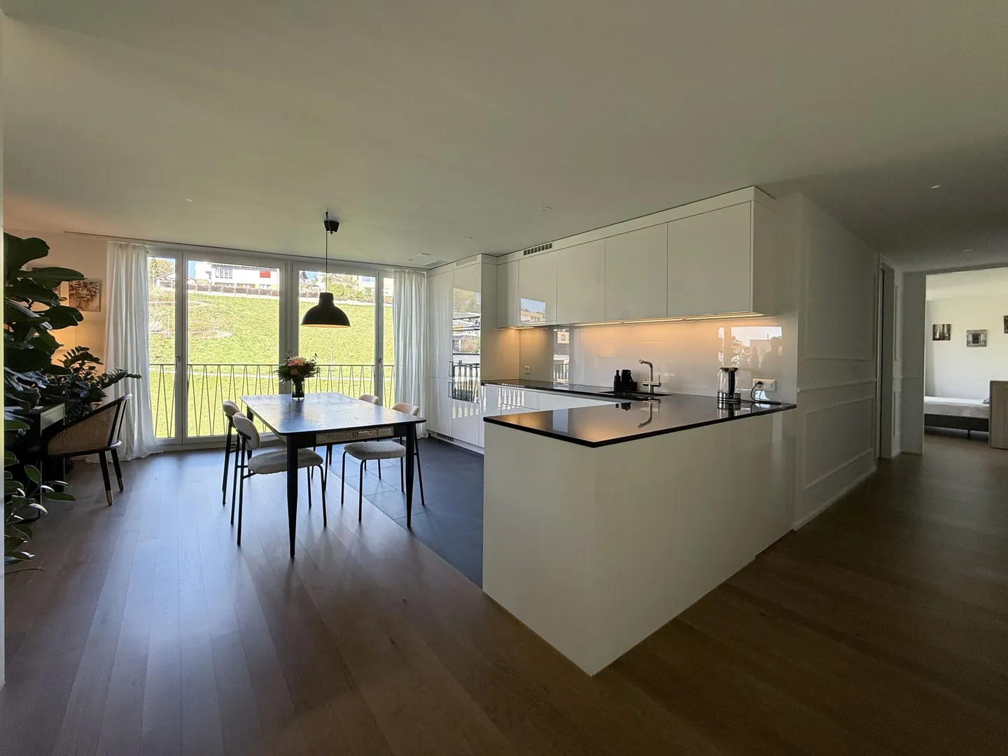 25-311_Moderno appartamento di 4,5 locali - Foto 2 di 11