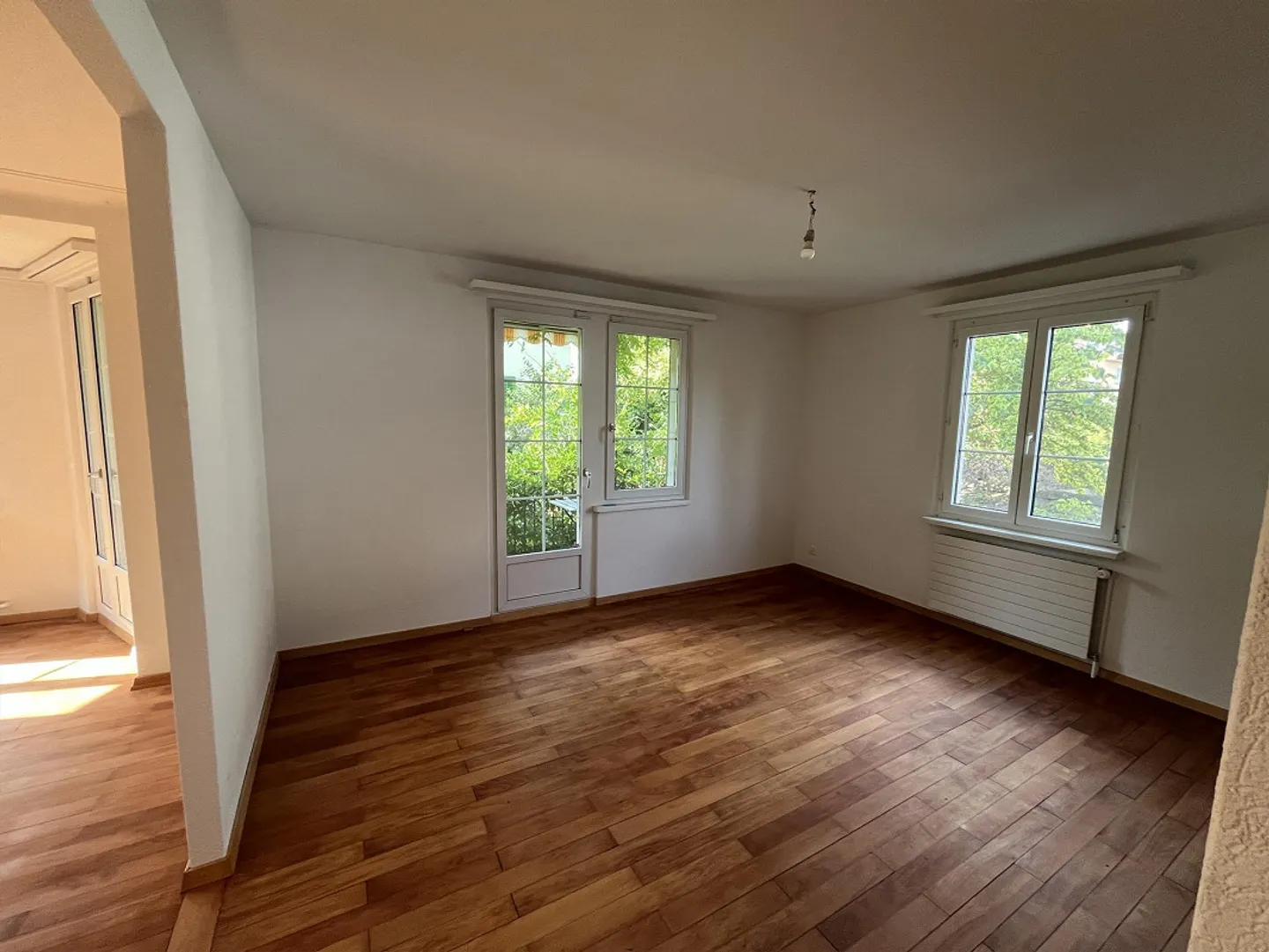 Living like in your own house: private garden, fireplace and old building charm - Photo 2 of 11