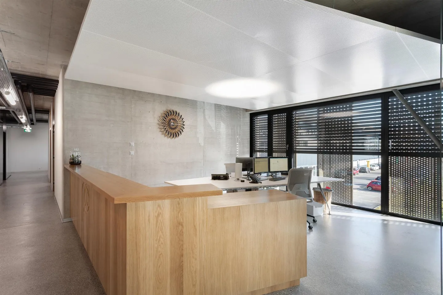 Espace de bureau moderne à Y-Parc - Photo 3 sur 7