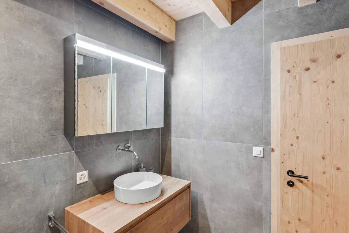 Extraordinary Chalet - Photo 15 of 23