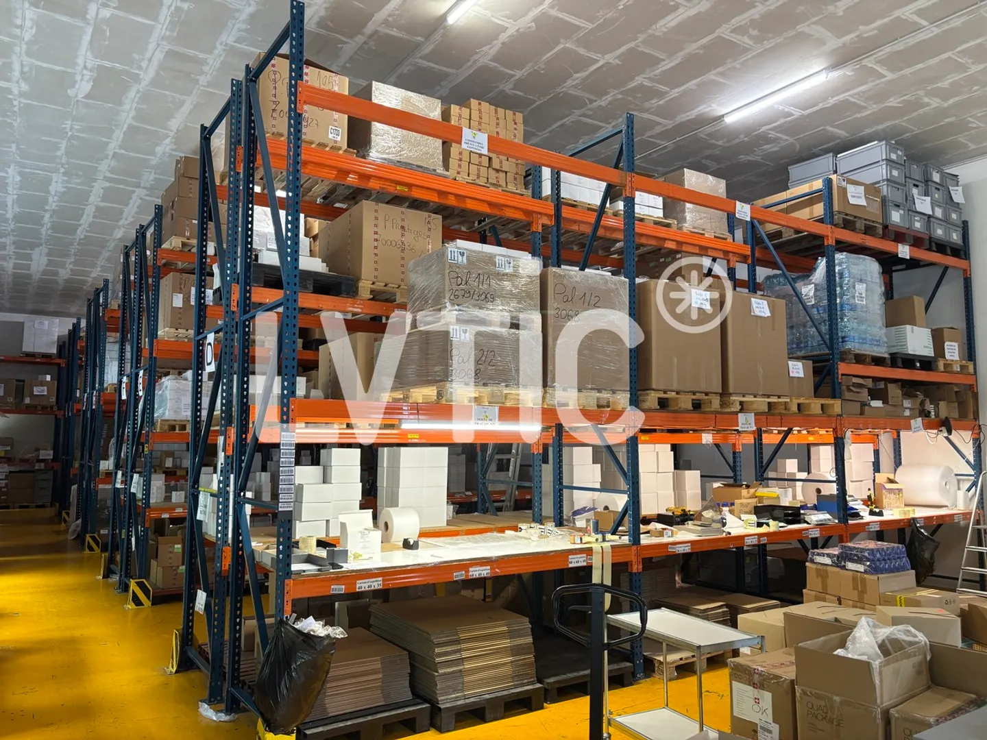 Entrepôt de 291 m2 à louer près de Vevey - Photo 3 sur 5