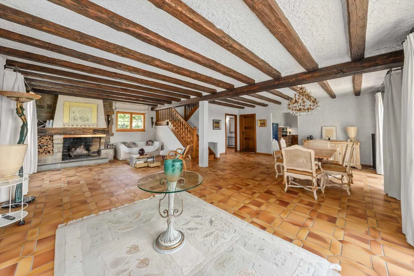 Propriété vaudoise de caractère au cour d'un écrin de verdure - Photo 3 sur 11