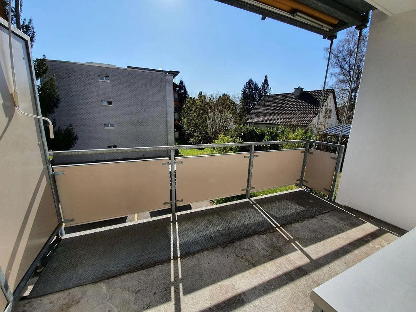 Modern, beautiful apartment in a central location - Photo 8 of 10