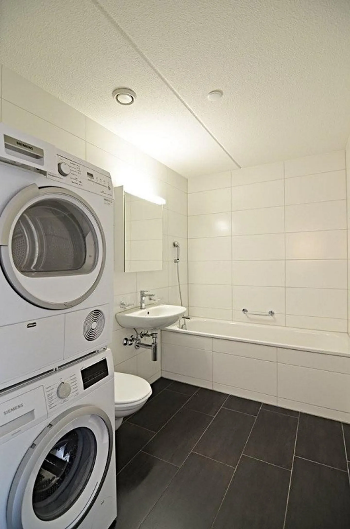 Geräumige 3.5 Zimmer Wohnung - Foto 2 von 7