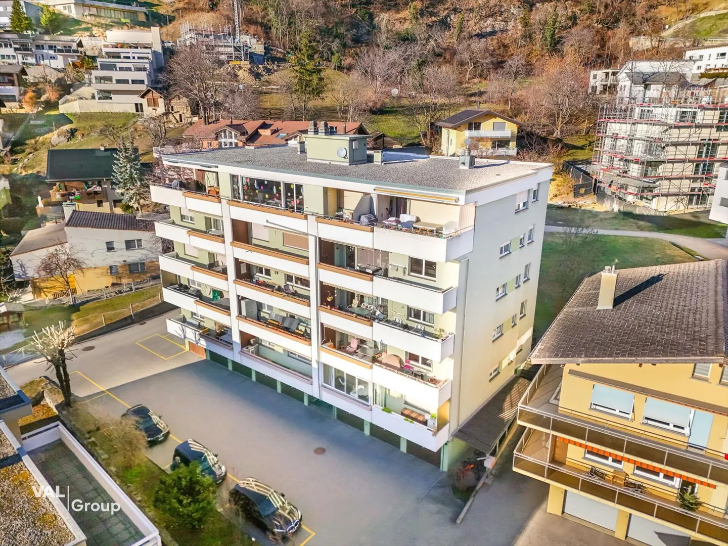 Moderno appartamento 4.5 in Naters - Foto 1 di 13