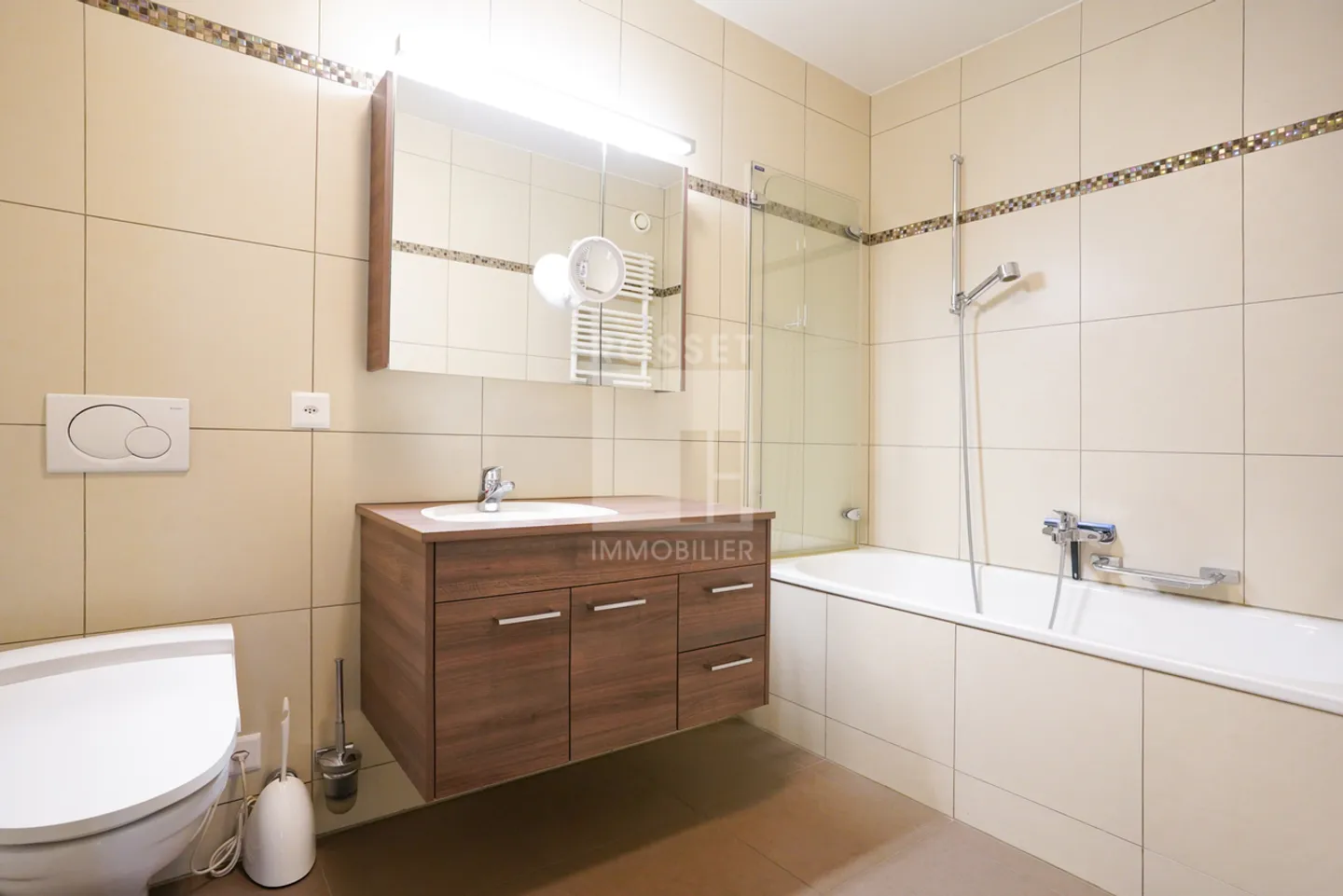 Schönes Durchgangsappartement mit 5 Zimmern in Chêne-Bougeries - Foto 8 von 9