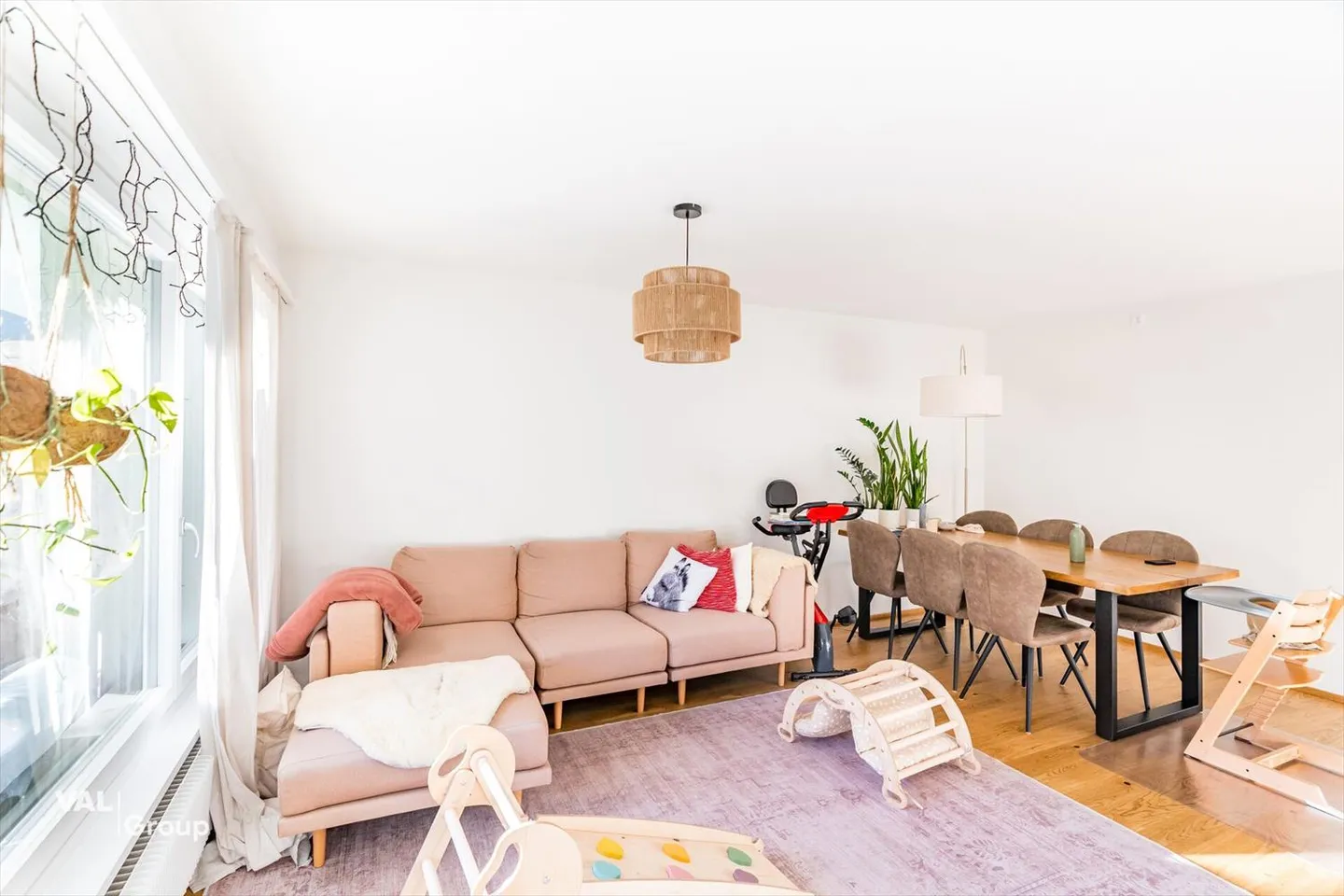 Moderno appartamento 4.5 in Naters - Foto 3 di 13