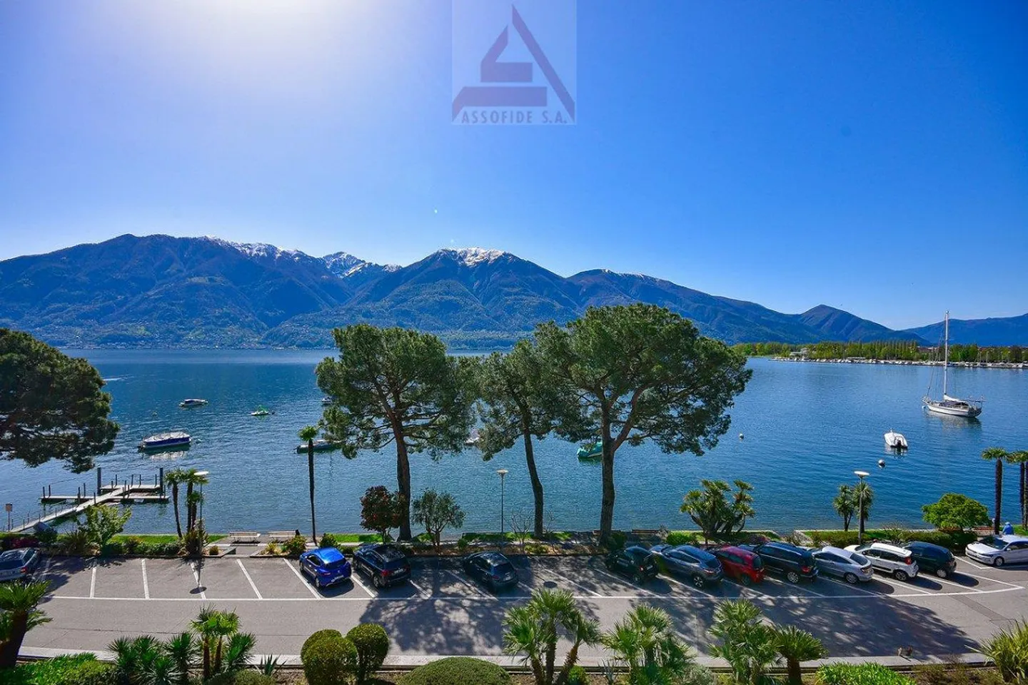 Between Heaven and Lake - Photo 7 of 7