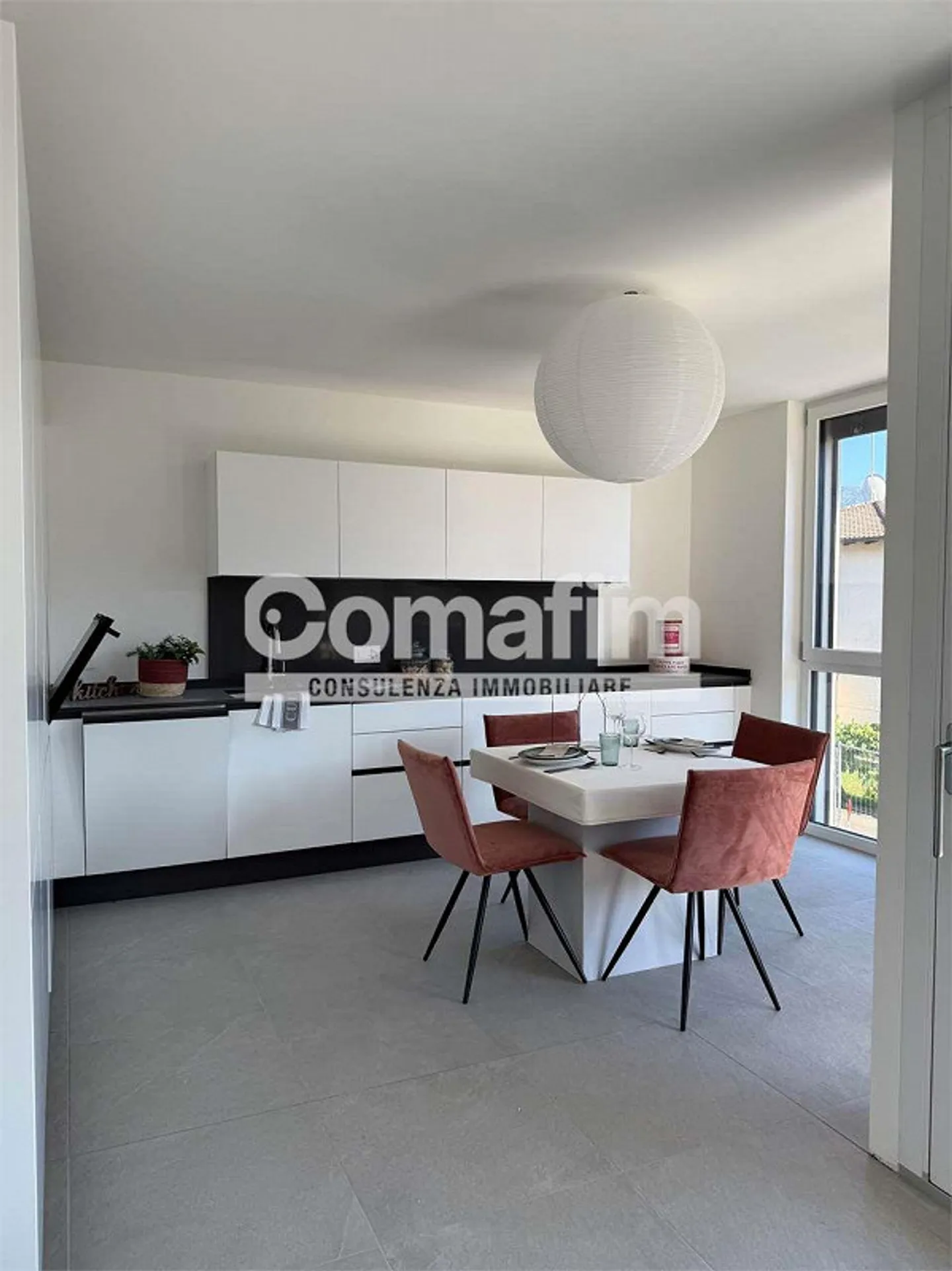 Elegante appartamento di 2,5 locali - Foto 2 di 8