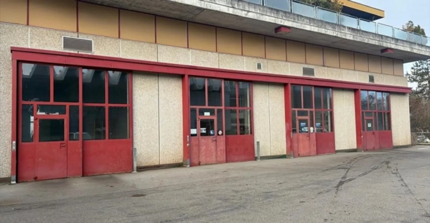 Deposit - Photo 2 of 2