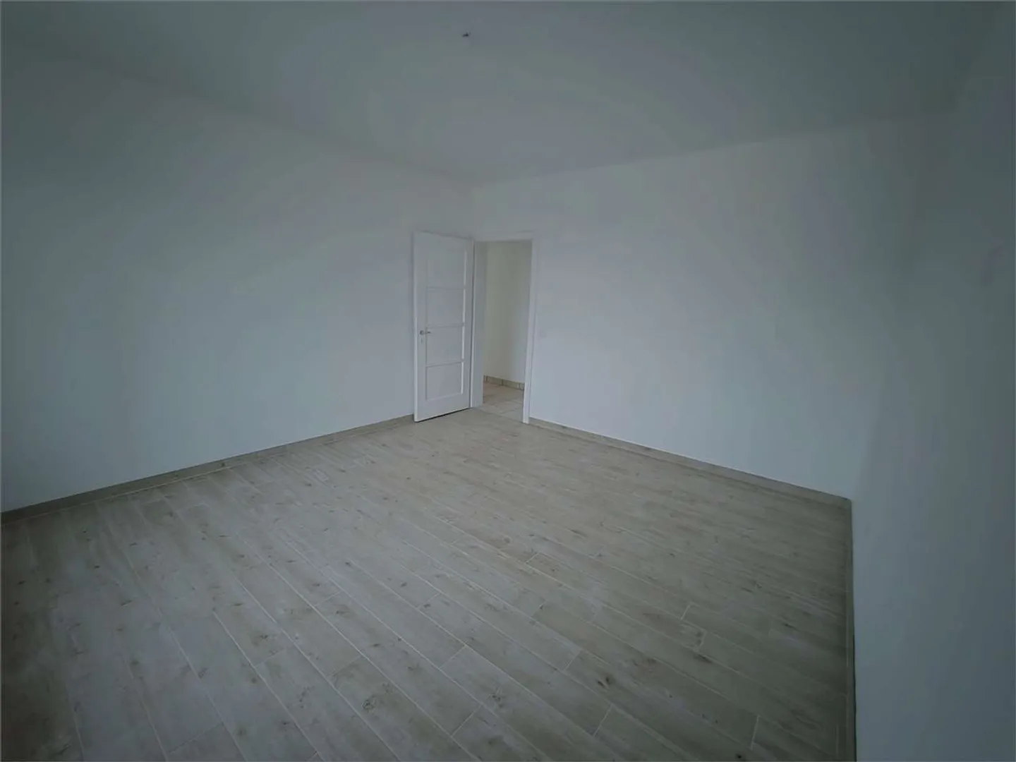 Vacallo - Appartement lumineux de 3 pièces dans un emplacement central avec garage inclus - Photo 2 sur 8