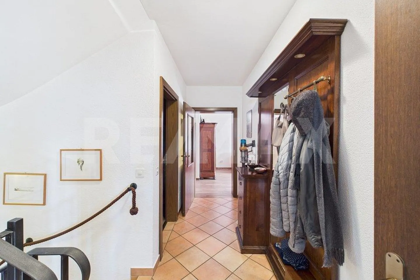 7-Zimmer-Villa - Foto 8 von 13