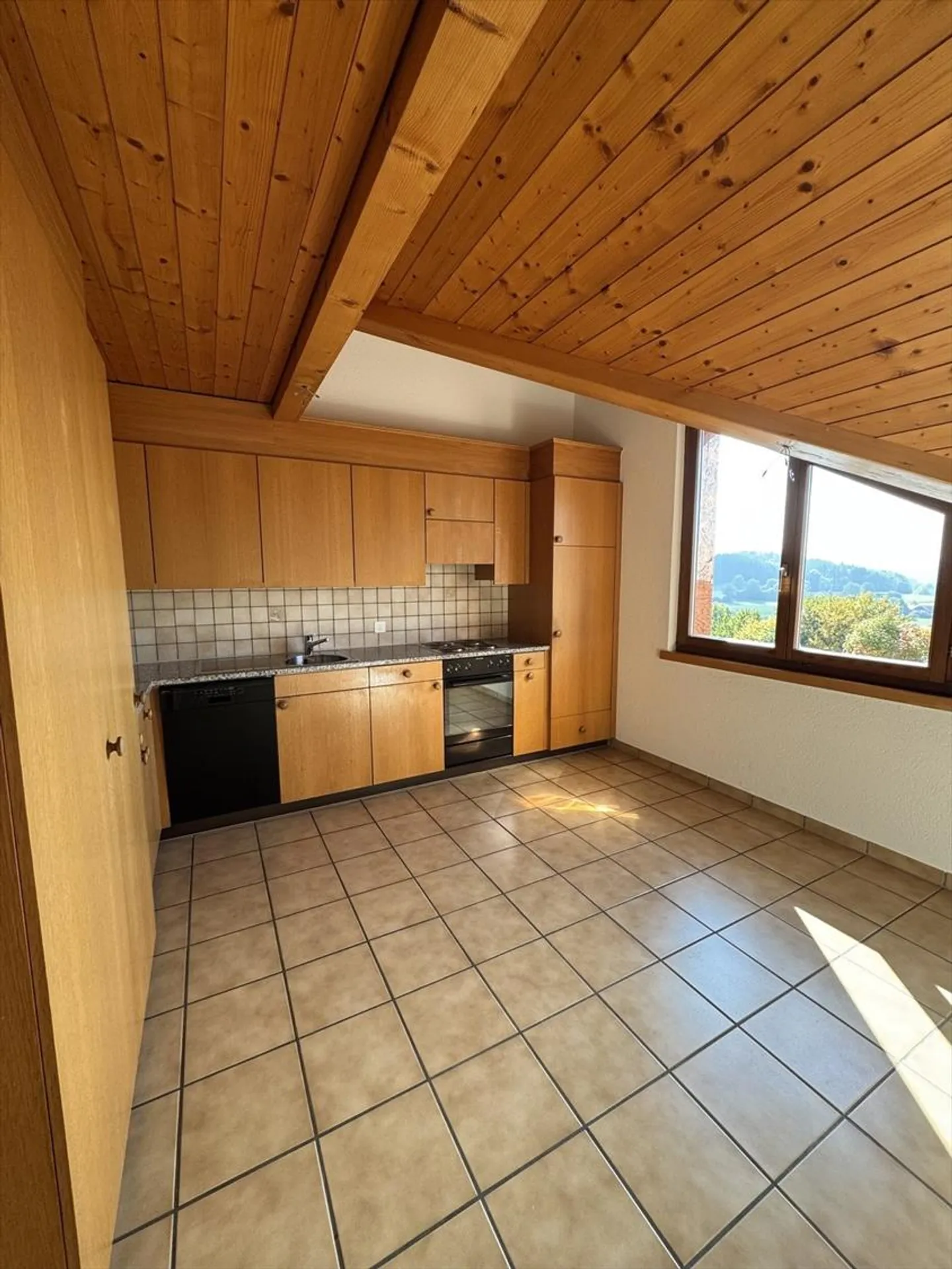 Appartamento in affitto - Foto 4 di 7