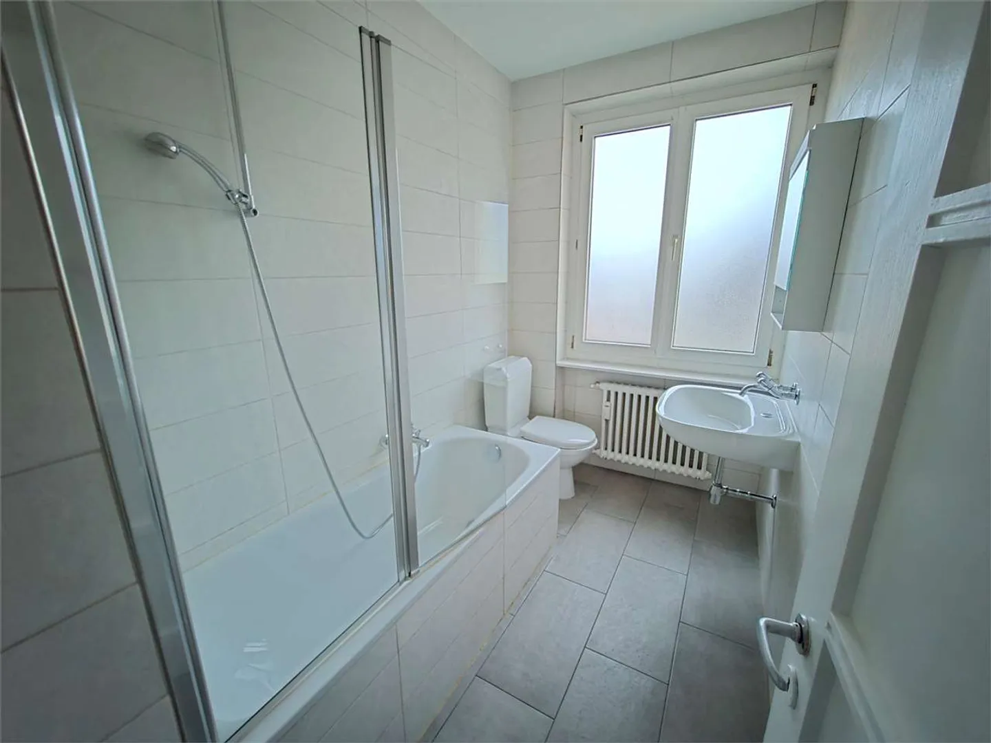 Vacallo - Appartement lumineux de 3 pièces dans un emplacement central avec garage inclus - Photo 6 sur 8