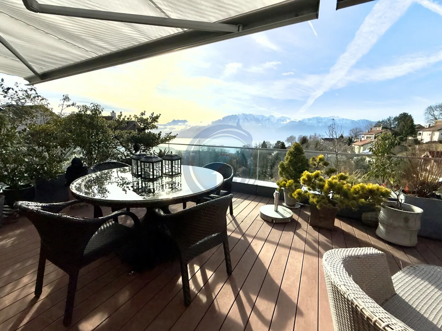 Duplex de Luxe avec Vue sur le Lac - Photo 2 sur 24