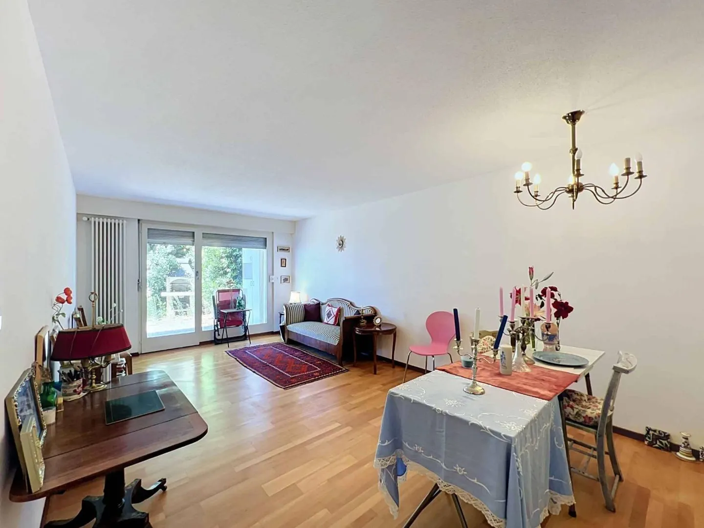 Charmante Wohnung mit Seeblick - Foto 2 von 7