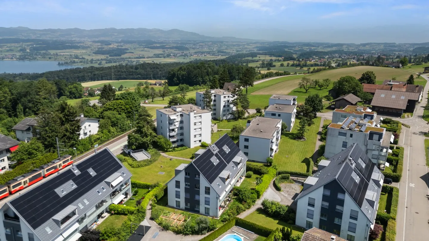Appartement élégant de 2,5 pièces – prix incluant une place de parking, une salle de loisirs et un grand compartiment de cave - Photo 13 sur 14
