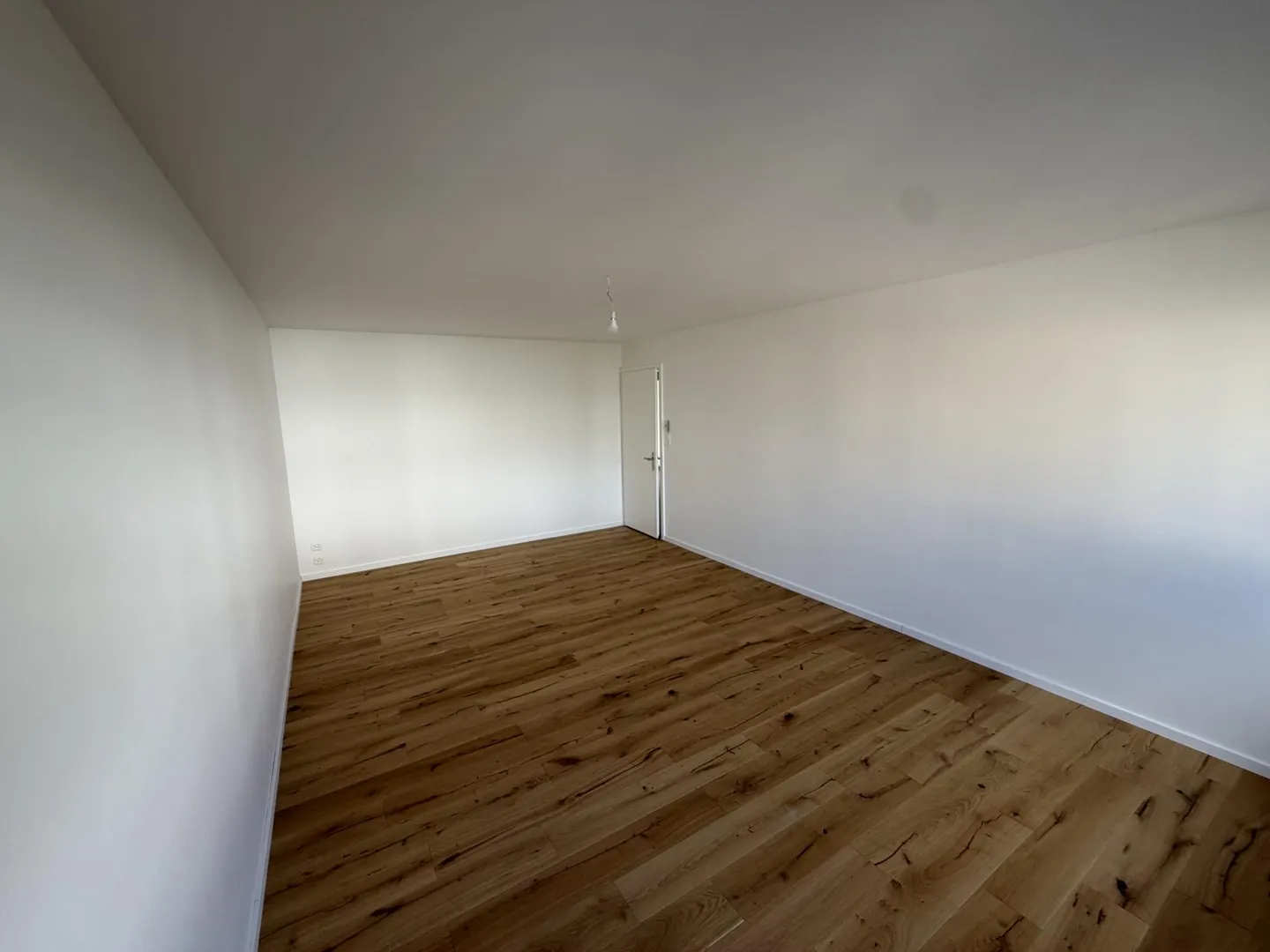 Modern Apartment in Sierre - Photo 4 of 13