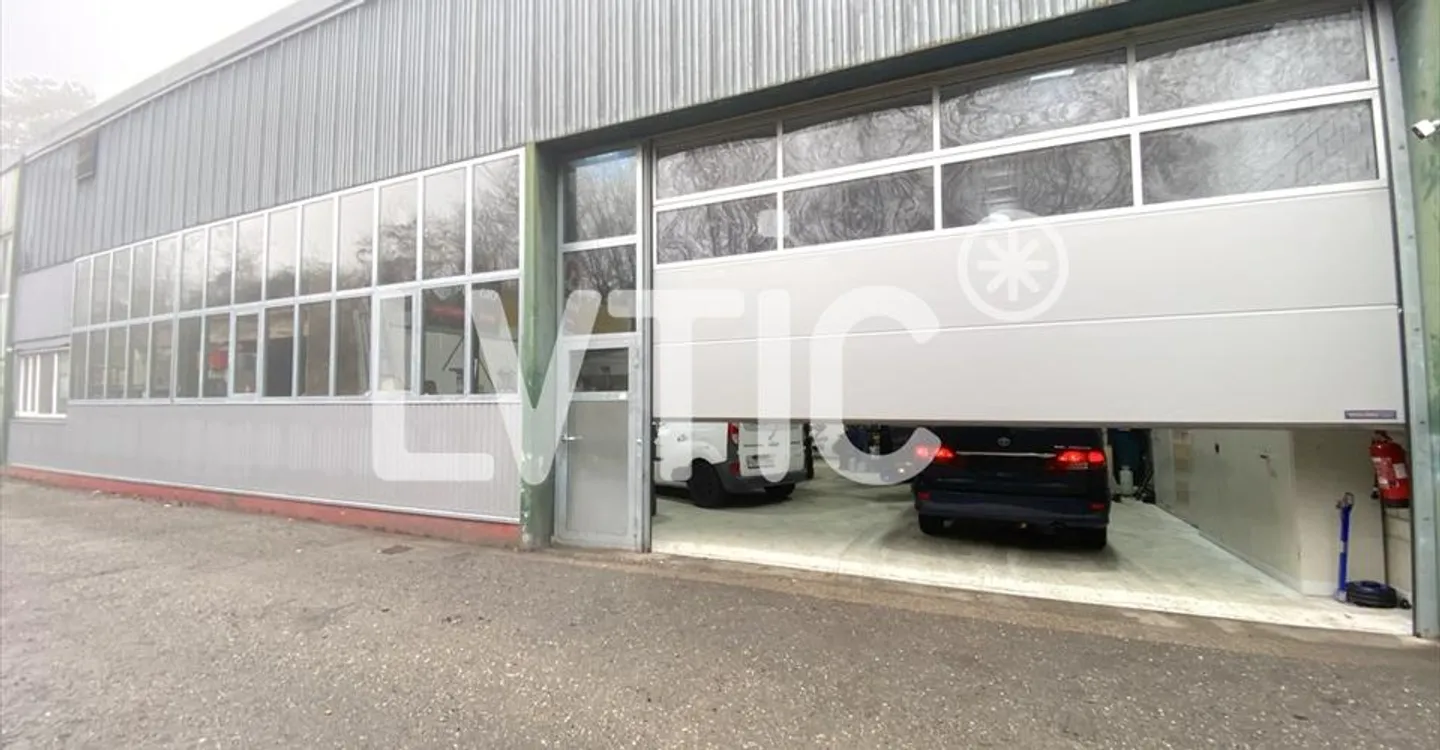 Geräumiger Werkstatt zu vermieten in Penthaz - Foto 3 von 4