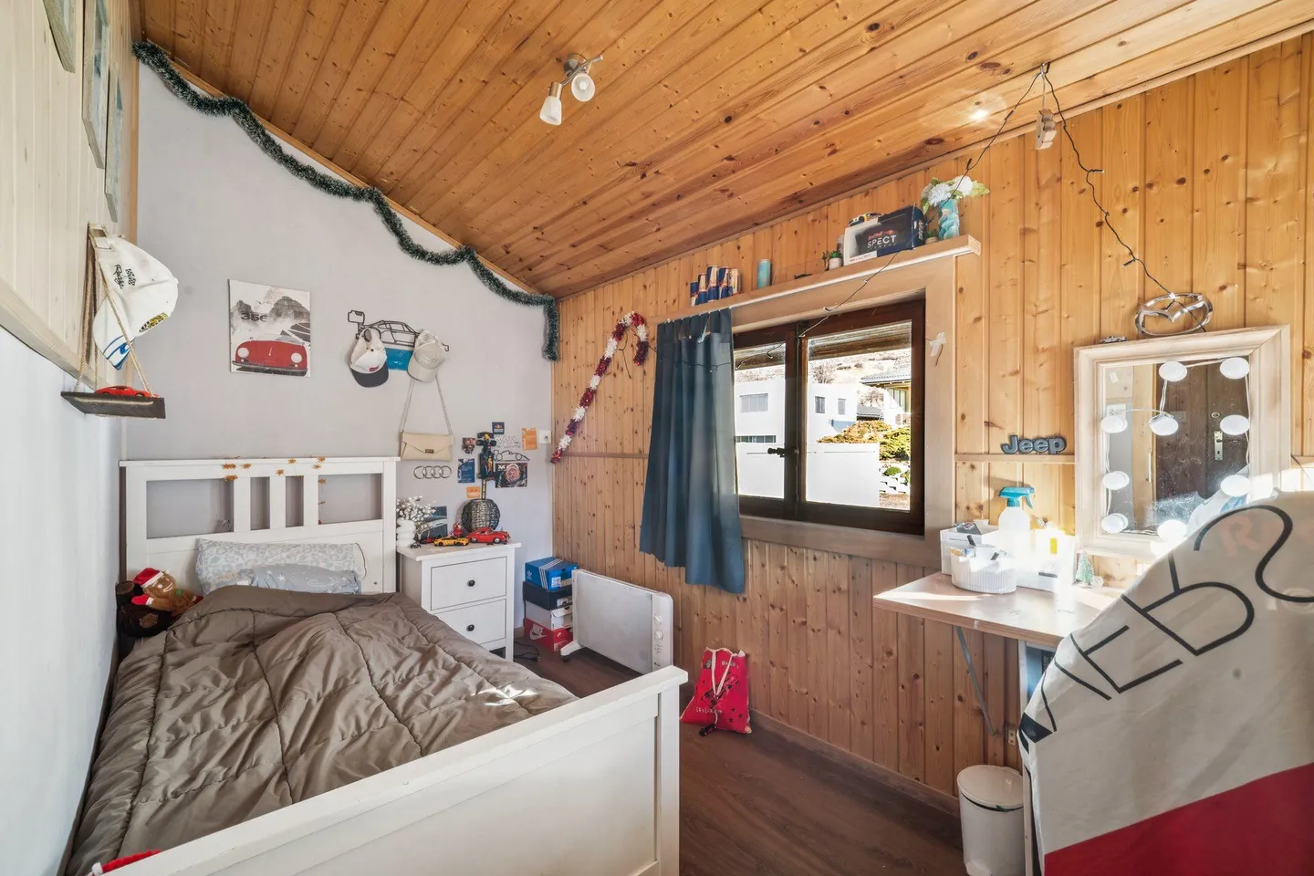 Detached 5.5-room single-family house in Niedergesteln VS with building land reserve - Photo 11 of 17