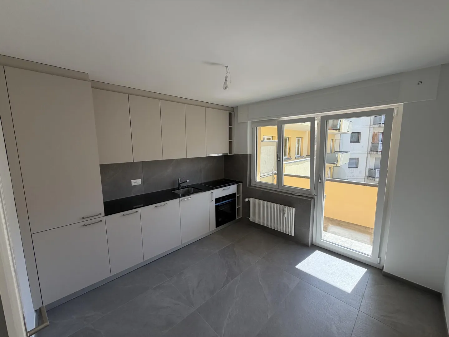 Modern Apartment in Sierre - Photo 5 of 13