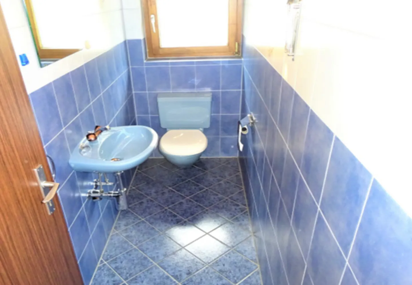 Detached 5.5-room single-family house in Niedergesteln VS with building land reserve - Photo 14 of 17