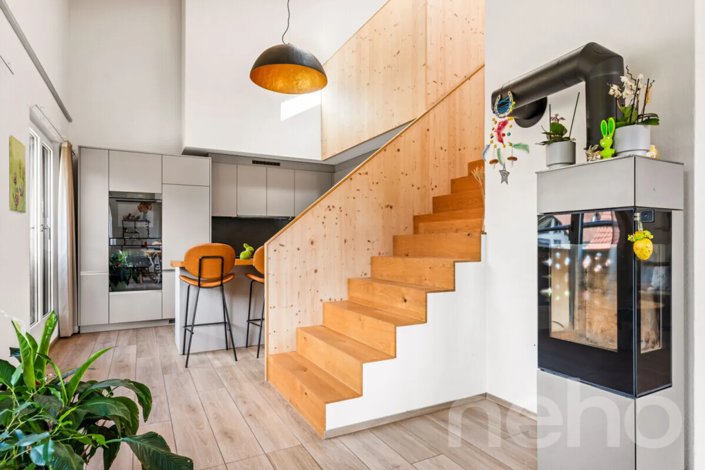 High-Quality Attic Maisonette with Alpine Chic Character - Photo 7 of 12
