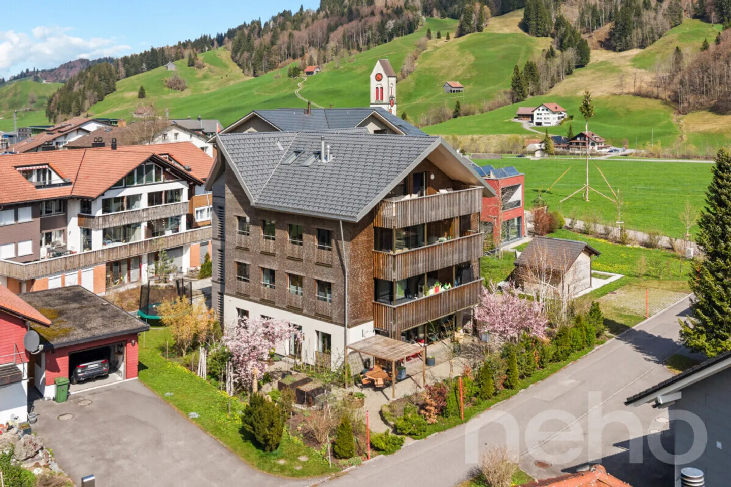 High-Quality Attic Maisonette with Alpine Chic Character - Photo 12 of 12